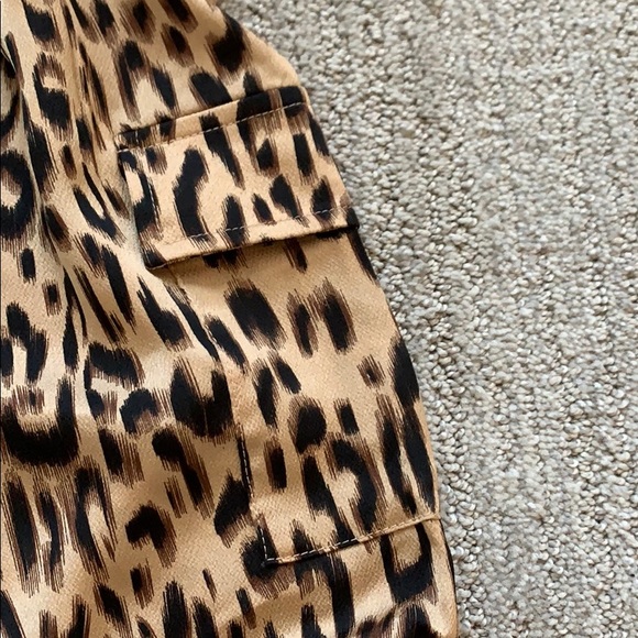 Forever 21 cheetah print romper - Picture 3 of 4